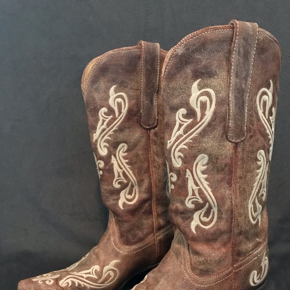 Corral Ladies Honey Cortez Cleff Embroidery - Picture 8 of 10